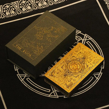 Ylellinen Tarot -kultapainos