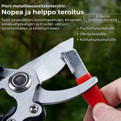 Sarja 2 teroitinta veitsille ja saksille