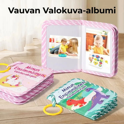 Pehmeä vauvakirja peilillä ja purulelulla