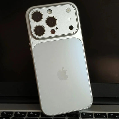 Mattapintainen metallinen MagSafe-suojakotelo iPhoneen