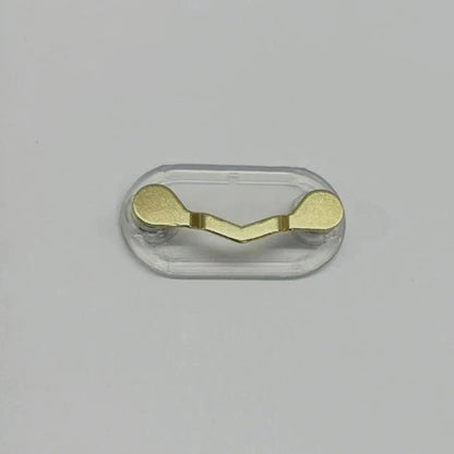 Magneettinen silmälasipidike vaatteille