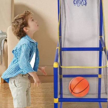 Sisäkoripallosetti neljällä pallolla ja automaattisella pallonpalautuksella